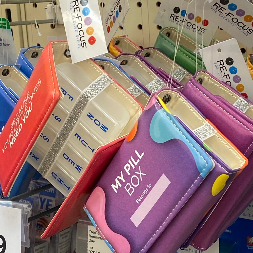 Great gift!!!! Encouraging pillboxes! Perfect gift